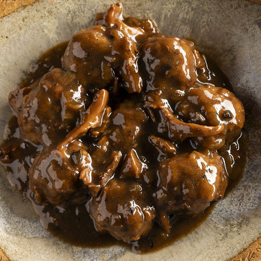 Albóndigas de búfalo con guiso de setas